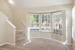 Photo #6: O6396073 Listing