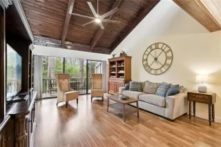 Photo #1: O6396164 Listing 