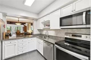 Photo #4: O6396164 Listing 