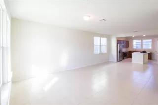 Photo #3: O6396257 Listing 