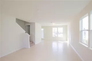 Photo #5: O6396257 Listing 