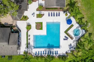 Photo #5: O6396303 Listing 