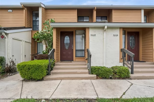 MLS: O6396358 Condo For Sale