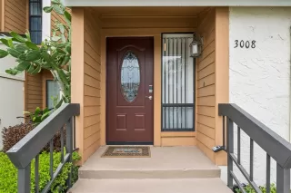 Photo #2: O6396358 Listing 