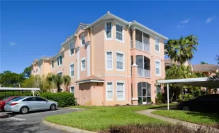 Photo #1: O6396385 Listing