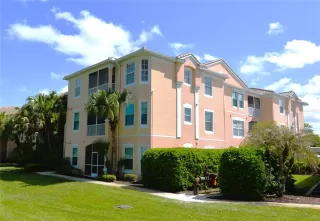 Photo #5: O6396385 Listing