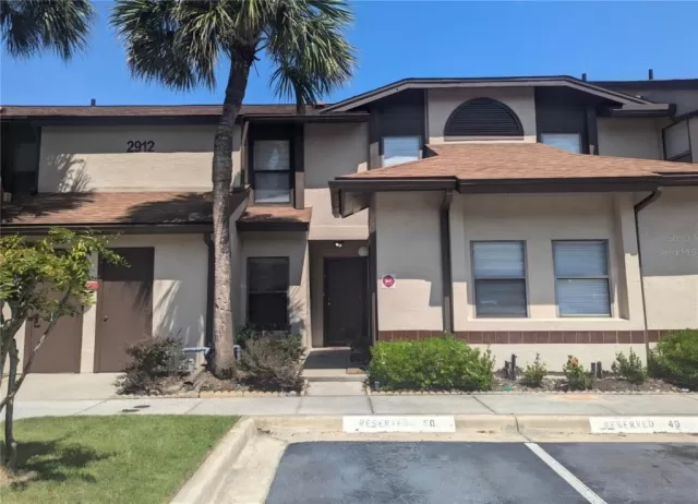 MLS: O6396444 Condo For Sale