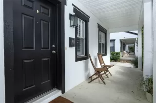 Photo #2: O6396501 Listing