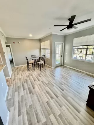 Photo #2: O6396566 Listing