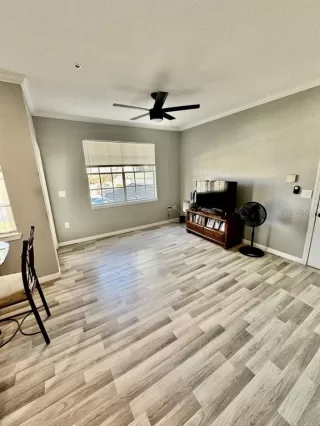 Photo #5: O6396566 Listing