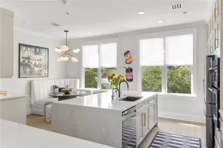 Photo #2: O6396594 Listing 