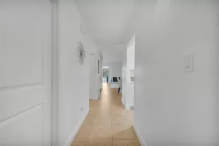 Photo #2: O6396634 Listing