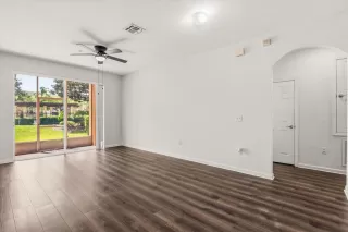 Photo #5: O6396658 Listing 