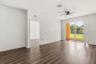 Photo #6: O6396658 Listing 