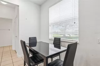 Photo #5: O6396700 Listing