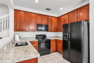 Photo #6: O6396700 Listing
