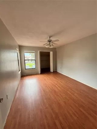 Photo #5: O6396764 Listing 