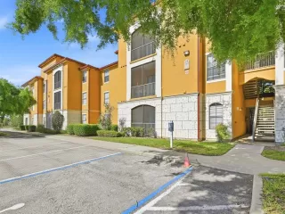 Photo #3: O6396780 Listing 