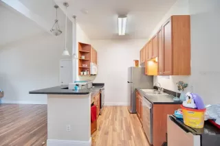 Photo #6: O6396786 Listing