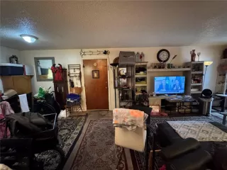 Photo #5: O6396792 Listing