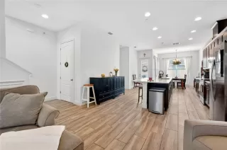 Photo #4: O6396858 Listing