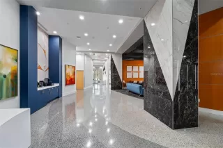 Photo #5: O6396880 Listing