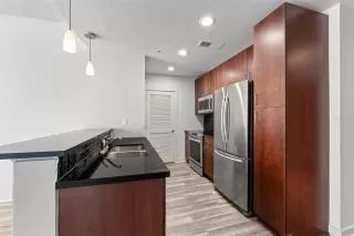 Photo #6: O6396880 Listing