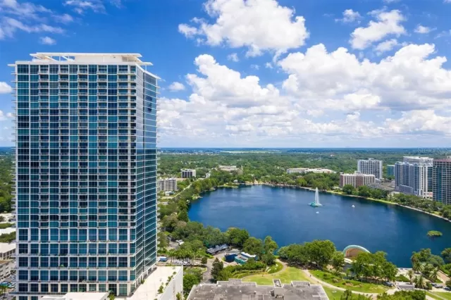 MLS: O6396999 Condo For Sale