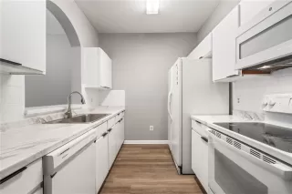 Photo #4: O6397089 Listing