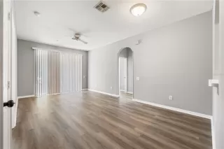 Photo #5: O6397089 Listing