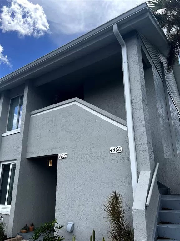 MLS: O6397153 Condo For Sale