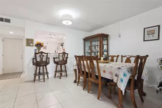 Photo #3: O6397315 Listing