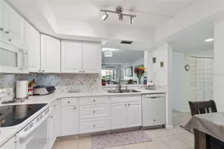 Photo #4: O6397315 Listing