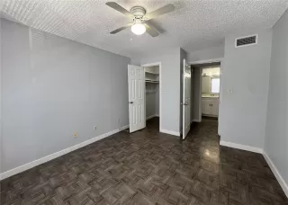 Photo #6: O6397333 Listing 