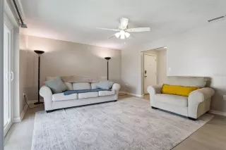 Photo #4: O6397381 Listing 