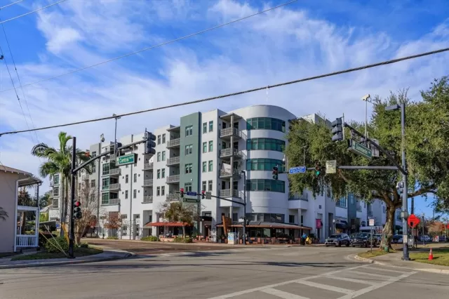 MLS: O6397394 Condo For Sale