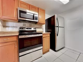 Photo #5: O6397482 Listing