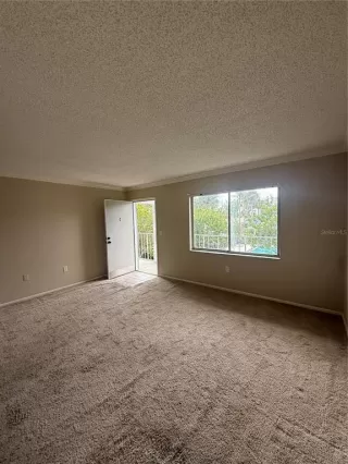 Photo #3: O6397643 Listing 