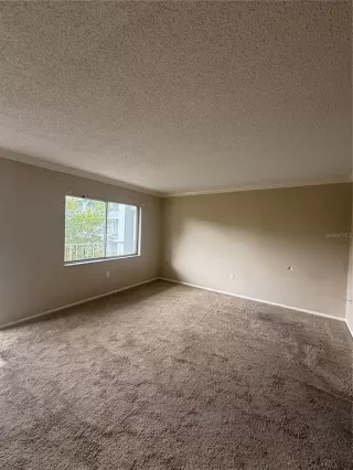 Photo #4: O6397643 Listing 