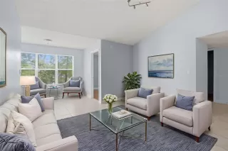 Photo #2: O6397739 Listing 