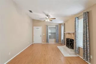 Photo #3: O6397766 Listing 