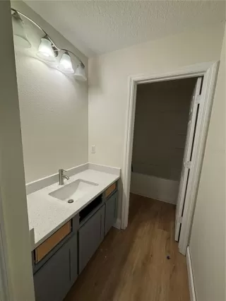 Photo #3: O6397871 Listing 