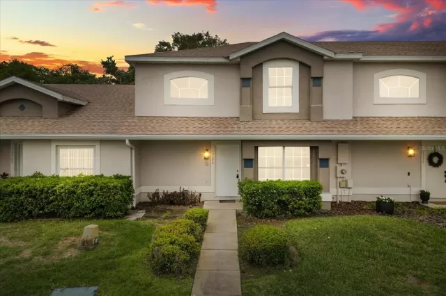 MLS: O6397910 Condo For Sale