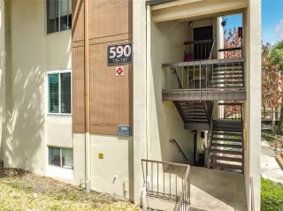 Photo #1: O6397921 Listing