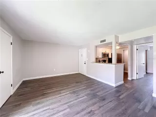 Photo #4: O6397921 Listing