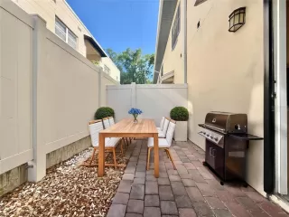 Photo #2: O6397973 Listing 