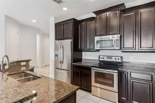 Photo #3: O6398149 Listing 