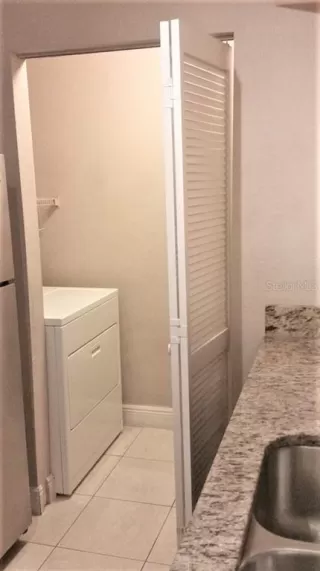 Photo #5: O6398211 Listing