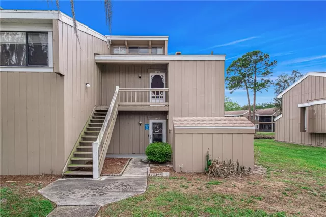 MLS: O6398221 Condo For Sale