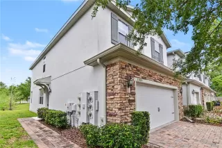 Photo #1: O6398259 Listing